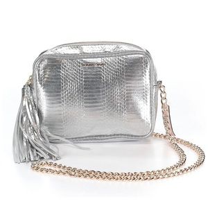 ✨New VICTORIA’S SECRET Crossbody Silver Bag✨